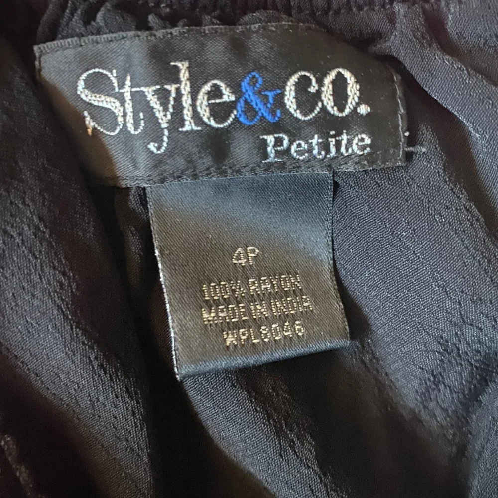 Style & Co. Y2K Petite Ladies 2 piece flowy printed skirt and blouse set size 4P